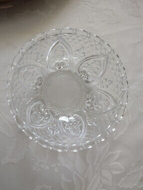 KIG Malaysia Vintage Glass Embossed Roses In Hearts Fleur De Lis
